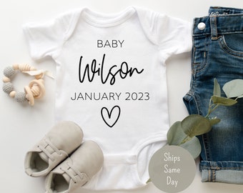 Baby Announcement Onesie®, Personalized Pregnancy Announcement Onesie®, Custom Name Baby Reveal, Announcement to Grandparent Family Friends