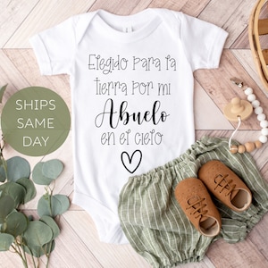 Elegido para la tierra por mis abuelo en el cielo Onesie®, Spanish Pregnancy Announcement Onesie®, Grandparents Announcement Onesie®