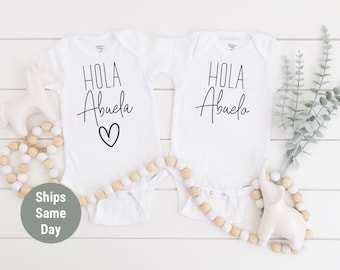 Hola Abuela y Abuelo onesie®, onesie® 2 pack, Anuncio De Bebe, Spanish Pregnancy Announcement Onesie ®, Abuelitos Pregnancy Announcement