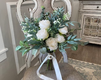 Off white/cream bridal bouquet, spring wedding bouquet, boho bouquet, rustic bouquet