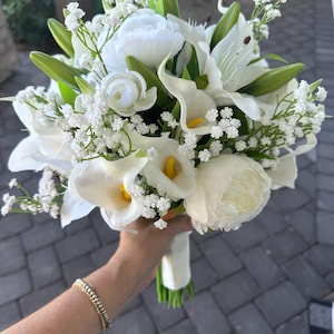 White Calla Lily bridal bouquet