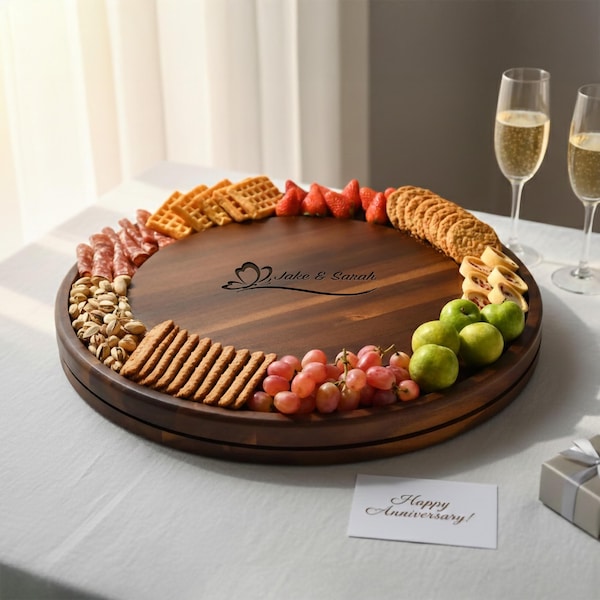 Gravierte 20-Zoll-Lazy Susan Holzdrehscheibe für Küchentisch drehbares Charcuterie-Brett für Hochzeitsgeschenkidee für Tischbauernhaus