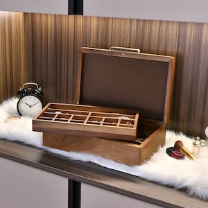 Caja de madera, 8 compartimentos, tapa de cristal, expositor joyas,  organizador, joyero, collares, brazaletes, pendientes, reloj