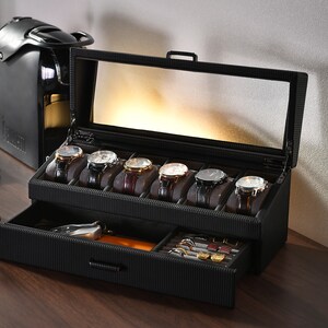 Gepersonaliseerde Watch Box voor mannen, 8 Divider Slots Gegraveerde houten sieraden Display Organizer met grappige citaten