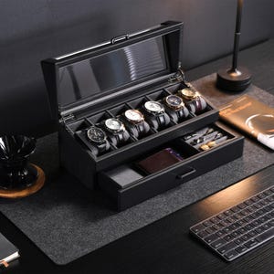 Gepersonaliseerde Watch Box voor mannen, 6 Divider Slots Gegraveerde houten sieraden Display Organizer met grappige citaten
