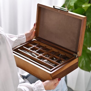 Wooden Jewelry Box  Jewelry Organizer for Women Girls Men  Jewelry Holder with Removable Divider