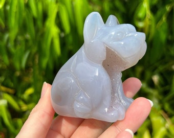 Druzy Agate Crystal Bull Dog Carving, Pet Crystal Puppy Pitbull Decor, Crystal Geode Pet Carving