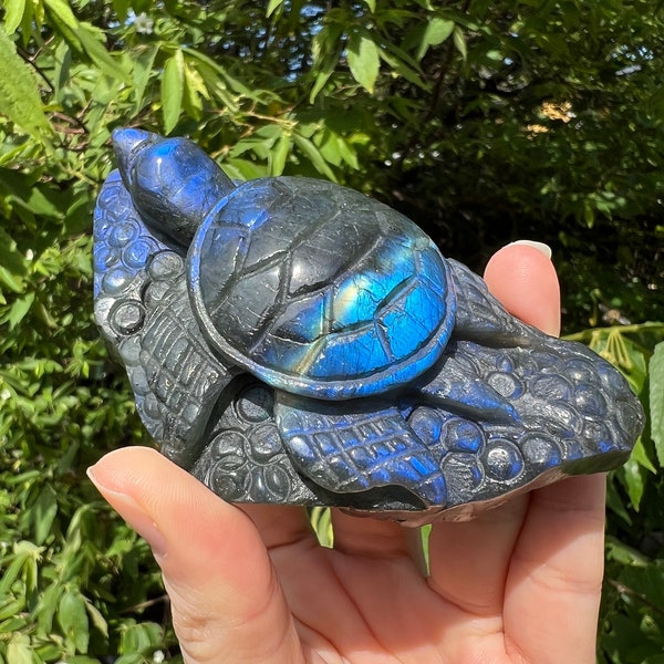 Labradorite Sea Turtle Carving, Blue Flashy Carving