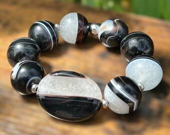 Large Agate Bracelet Black and White Theme Jewelry Reiki Crystal Gemstone Jewelry