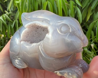 Druzy Agate Crystal Bunny Rabbit Carving, Bunny Rabbit Spirit Animal Totem, Druzy Crystal Carving