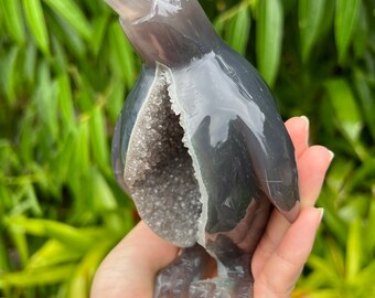 Druzy Agate Crystal Penguin Carving