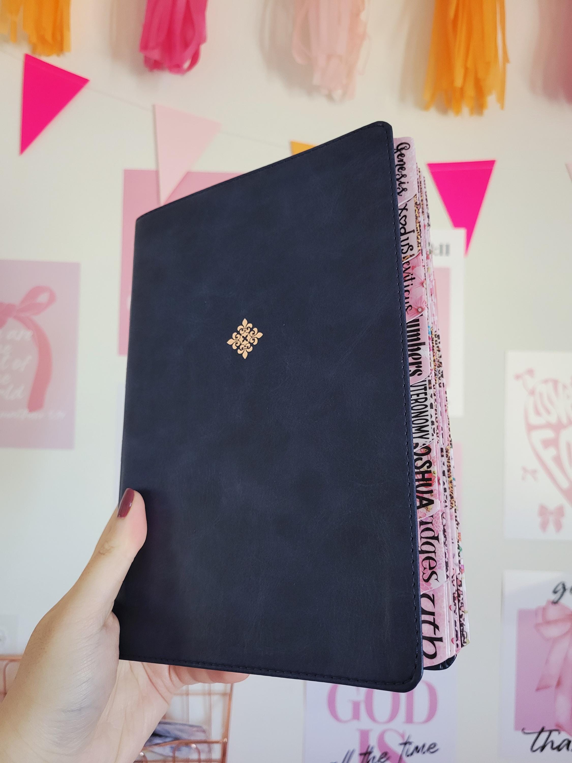 Personalized NKJV Giant Print Reference Bible, Leathersoft