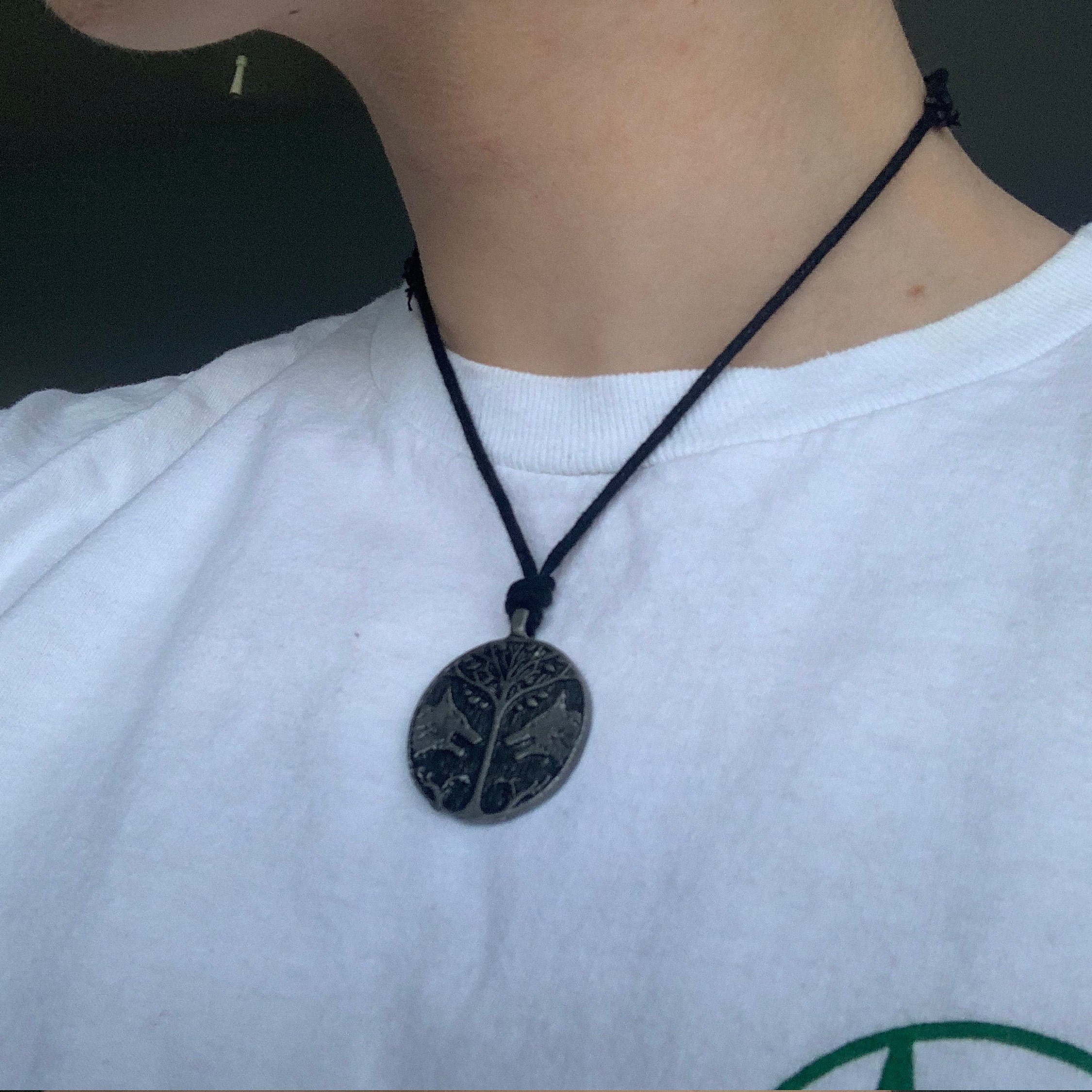 Iron banner best sale necklace