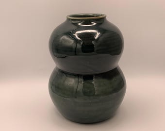 日本の青磁花瓶：ひょうたん型の陶器、ひび割れ釉 - Etsy 日本