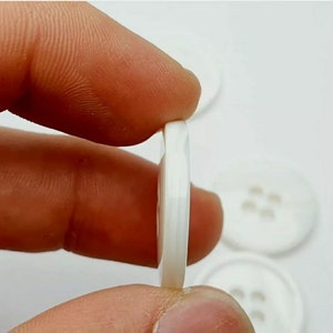 6 Stück Knöpfe Knopf 100% aus Echt Perlmutt knöpfe Weiß 15 18 22mm 1,5 1,8 2,2 cm Hohe Qualität Bild 5