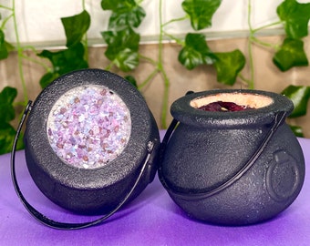 The Cauldron bath bomb