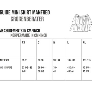 Pu&ograve; includere: Guida alle taglie per una minigonna con misure in pollici e centimetri. La tabella mostra la circonferenza dei fianchi in pollici e centimetri per le taglie XS, S, M, L e XL.