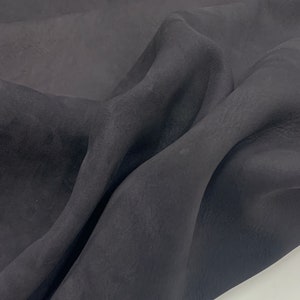 Pelle nera nabuk opaca/ 1,5 mm / 4 oz/ fogli pretagliati in vera pelle naturale / per borse e scarpe