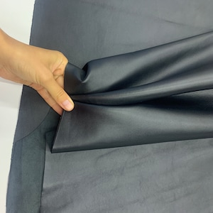 Schwarzes Leder Dünnes Weiches | 1.2 mm | Kalb | vielseitig nicht elastisch | versteckt Blätter | für Taschen, Schuhe, Bekleidung, Buchbinden | Lederwaren