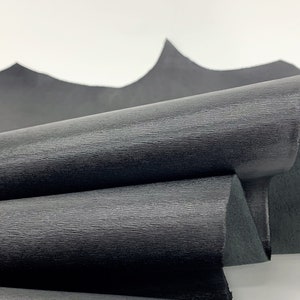 Piel negra Saffiano Fine con estampado pequeño /100% natural/ 1,1 mm/ 2-3 oz / Superficie grabada en relieve y chapada en caliente / Paneles precortados imagen 5