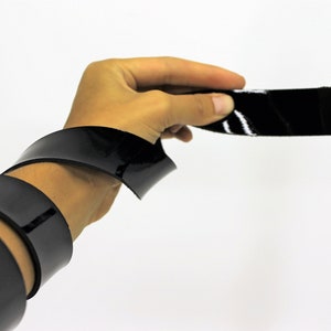 Schwarze Lacklederriemen | 130 cm, 51 Zoll lang | 2.2 -2.8 mm, 5-6 Unze dick