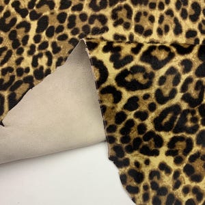 Cuero de leopardo peludo / Marrón oscuro / 1,0 mm - 2 oz / pony, peludo para carteras, ropa