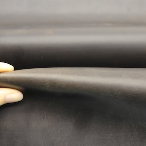 Brown leather pull up crazy horse 1.8-2.0 mm 4-5 oz waxy oily finishing distressed color vegetable tanned