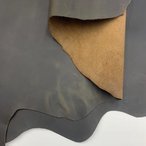 Dark Brown leather khaki pull up real 2mm 5oz thick crazy horse waxy oily finishing distressed for bags shoes leathercraft