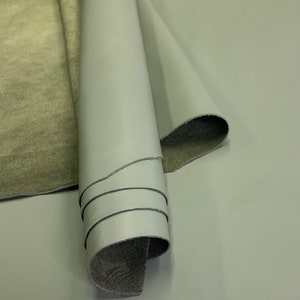 Green Leather Light Khaki | 1.1-1.3 mm 3 OZ | Natural Real genuine Italian leather nappa for bags, clothing