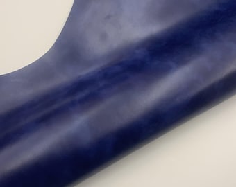 Piel de cuero azul marino / curtido vegetal italiano / teñido a mano / 100% natural / 1,4 mm 3-4 oz / láminas, piezas y paneles para bolsos y botas