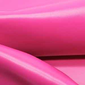 Pelle Barbie rosa laterale / 1,2 mm 3 OZ / Vera pelle naturale genuina / Pelle con superficie piana / Pannelli in fogli pretagliati
