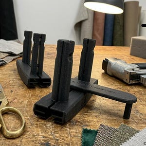 Stressless Ottoman Repair Kit – Glide Arches & Locking Clips – PETG –