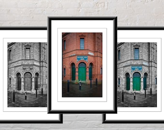 Salford Lads Club / Salford / The Smiths / Morrissey / Album Sleeve / The Queen Is Dead / Pop / Music / Fine Art / Photo / Print