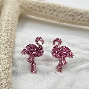 Pink Flamingo Studs, Tropical Stud Earrings, Flamingo Gifts, Cute Summer Earrings, Bird Earrings, Flamingo Jewelry Bild 5