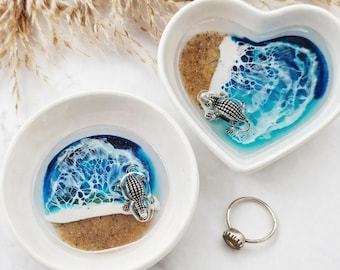 Personalized Alligator Ring Dish, Florida Gators Gift, Reptile Gifts, Kids Room Decor, Ocean Resin Jewelry Holder, Crocodile Enthusiast