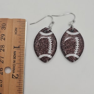 Personalized Football Earrings, Custom Team Colors, Sparkly Game Day Glitter Earrings, Sports Fan Gift, Football Jewelry, Super Bowl Earring afbeelding 7