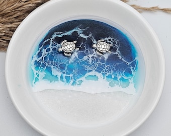 Sea Turtle Jewelry Dish, Ocean-Themed Ring Dish, Coastal Trinket Dish, Dolphins Lover, Manta Ray Lover
