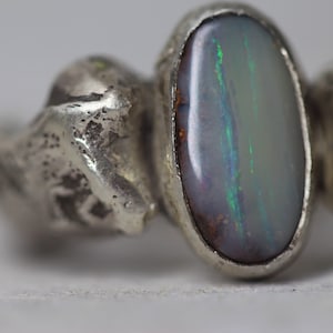 Magnificent unique piece in 925 silver and opal size 55