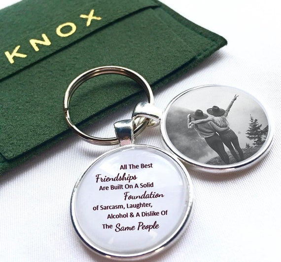 Best Friends Are the Sisters We Choose Keyring, Best Friends