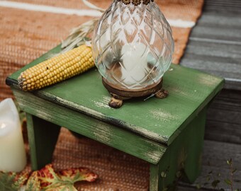 Sehr süßer Landhaus Hocker, Schemel green im Shabby Chic