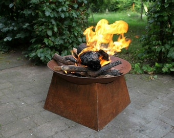 Praktische Feuerschale, Feuerkorb OTTOMAR im Landhausstil