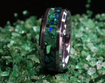 De Emerald Forest Ring, Handgemaakte Emerald Ring, Green Opal Tungsten Inlay Verlovingsring, Glow in the Dark Wedding Band voor mannen en vrouwen