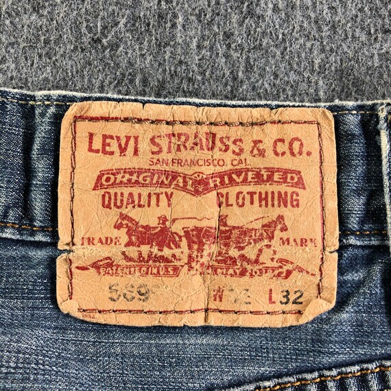 Size 32x29 Vintage Levis 569 Jeans Medium Washed … - image 3