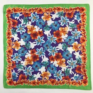 Benetton Handkerchief Bandana Babushka Wrap Authentic Accessories Luxury Neckwear New Year gift Pocket square