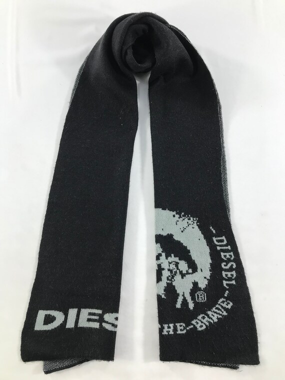 diesel scarf