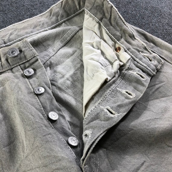 Size 30x31 Vintage Light Wash Levis 501 Jeans Lev… - image 9