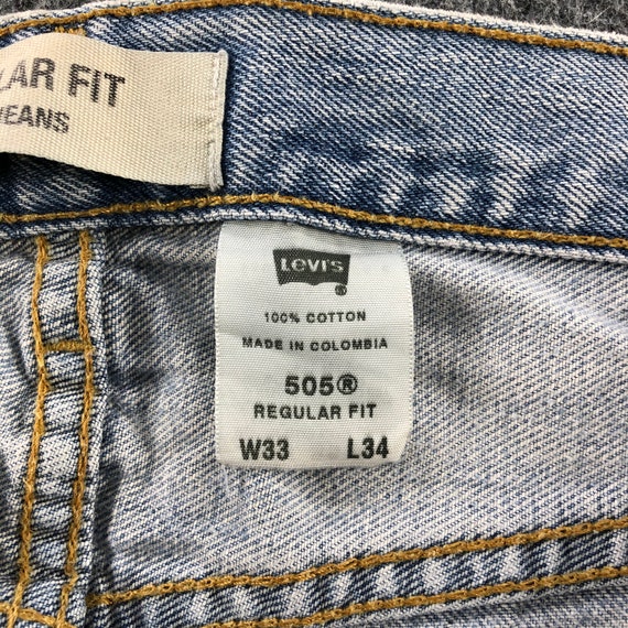 Size 33x32.5 Vintage Light Wash Levis 505 Jeans F… - image 6