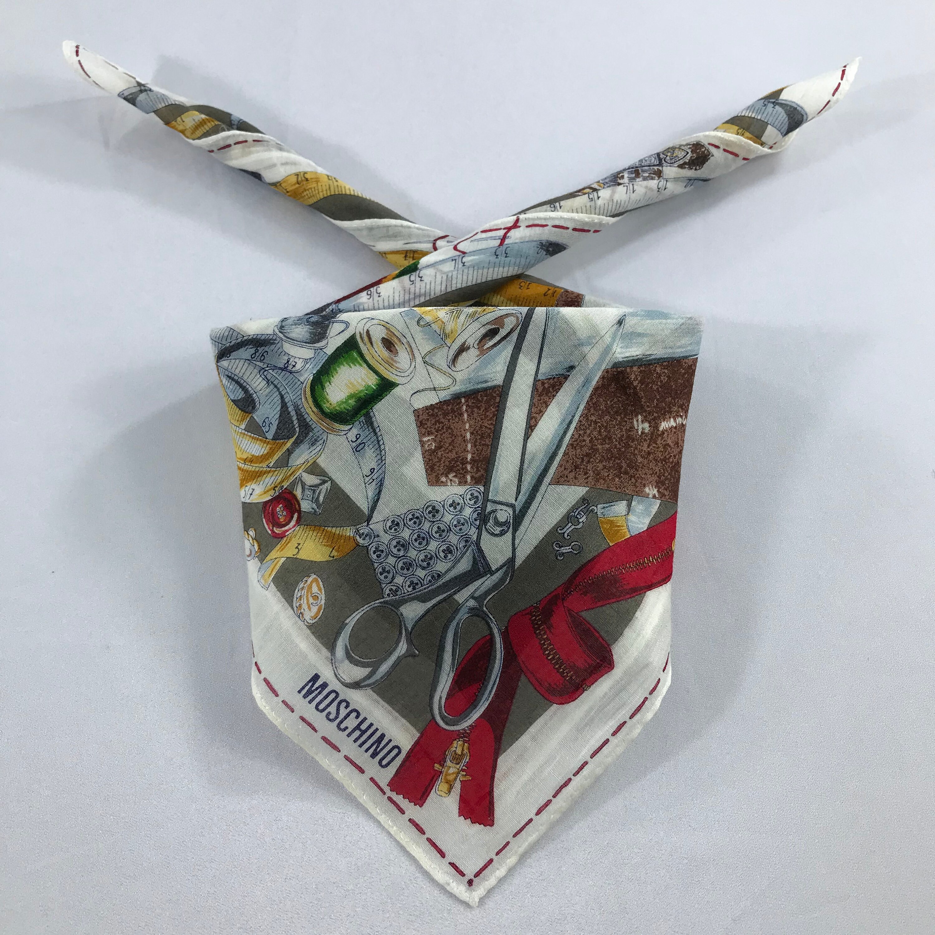 moschino hair accessories