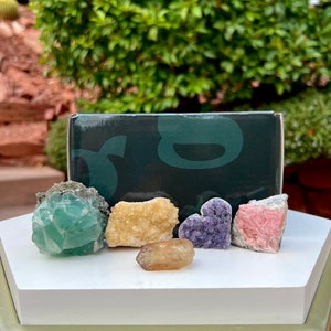 The Rough Crystal Set | Crystal gift box | Raw Crystal box | Crystal set | Beginner Crystals | Gift for crystal lover