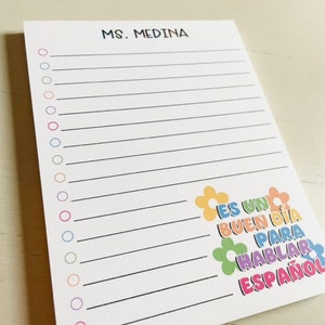 Regalo de Profesor de Español, Bloc de Notas Maestra, Regreso a la Escuela, Regalo de Fin de Año, Apreciación del Maestro, Bloc de Notas Personalizado, Navidad de Maestros de Español